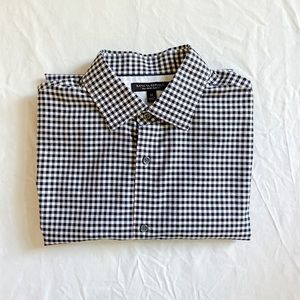 Banana Republic Non Iron Slim Fit Shirt (Medium)